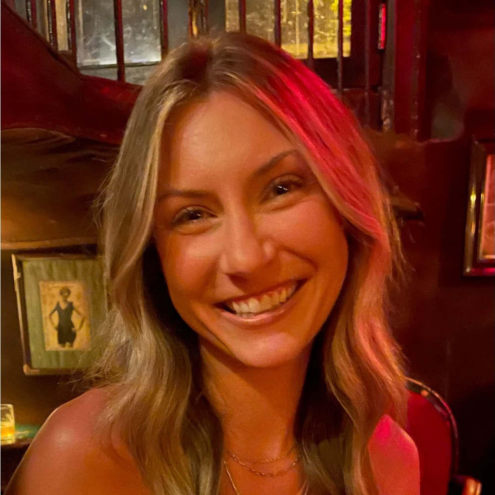 Meet your Posher, Lauren